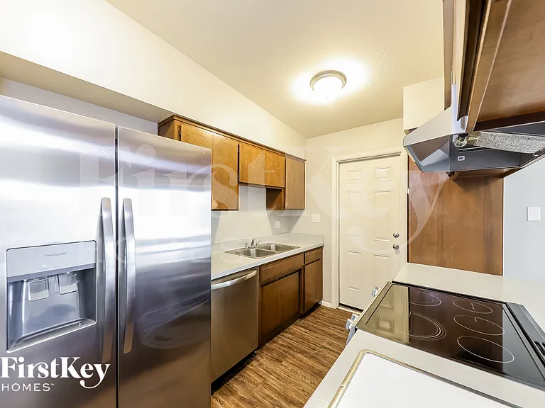 3341 W Desert Cove Ave — Photo 6