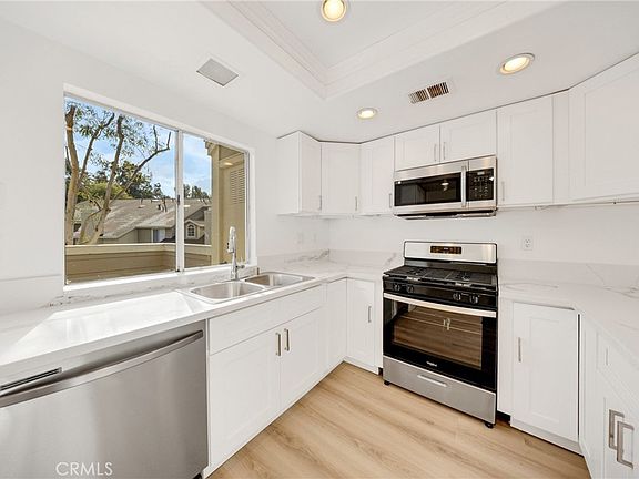 5th image of 21146 Sunny Rdg