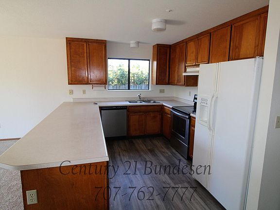 2nd image of 334 Payran St #C