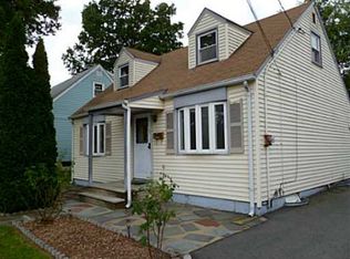 181 Ridgeley Ave, Iselin, NJ 08830