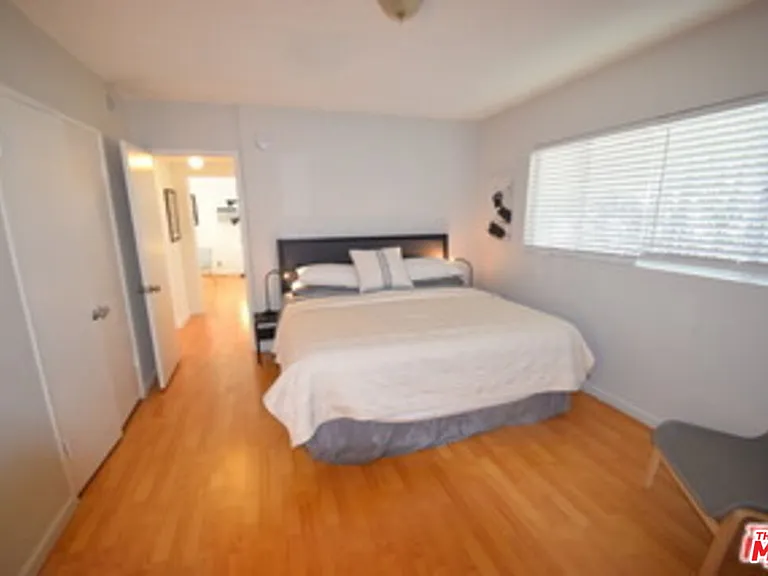1940 Carmen Ave #PENTHOUSE — Photo 7