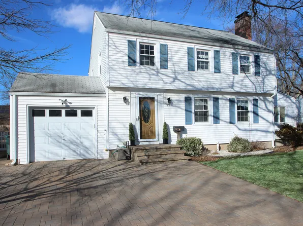 99 Colonial Drive, Hamden, CT 06518