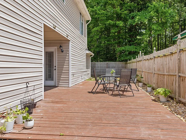 2044 Chicory St — Photo 22