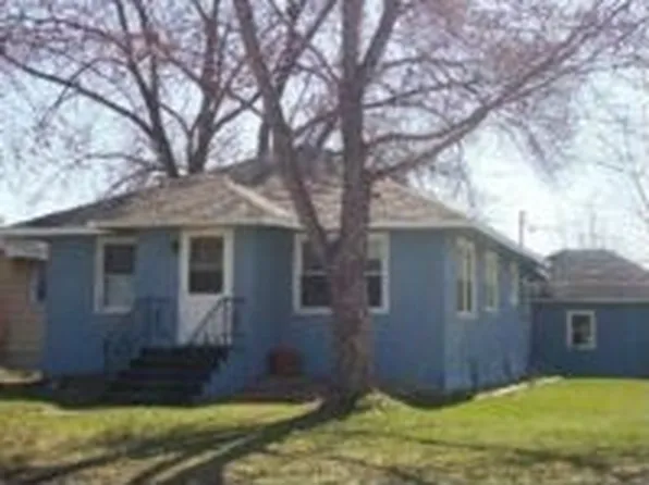 860 43rd Ave, Winona, MN 55987