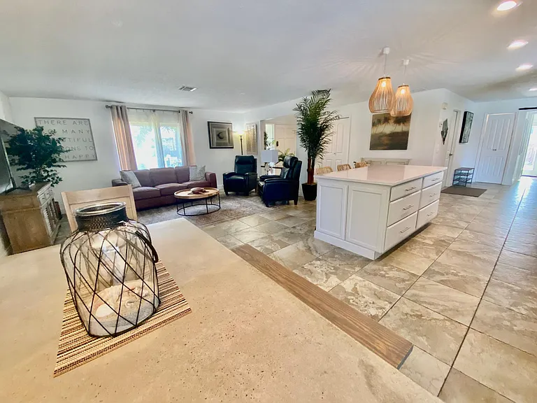 278 Wilson Ave — Photo 9