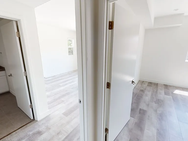 12905 Landale Street — Photo 12