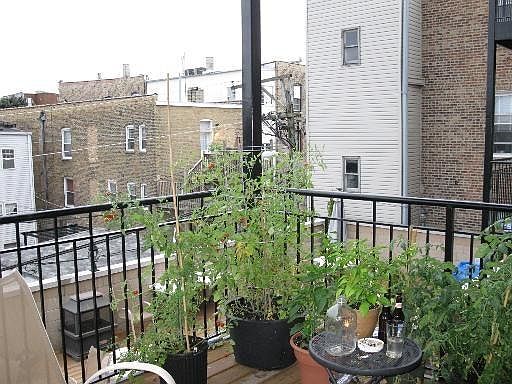 5th image of 2649 N Washtenaw Ave APT 2N
