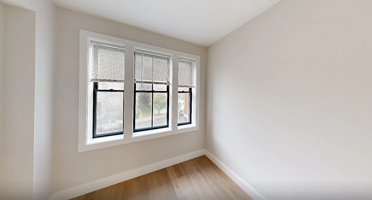 6 bed, 1500 sqft, $5,995 — Photo 4