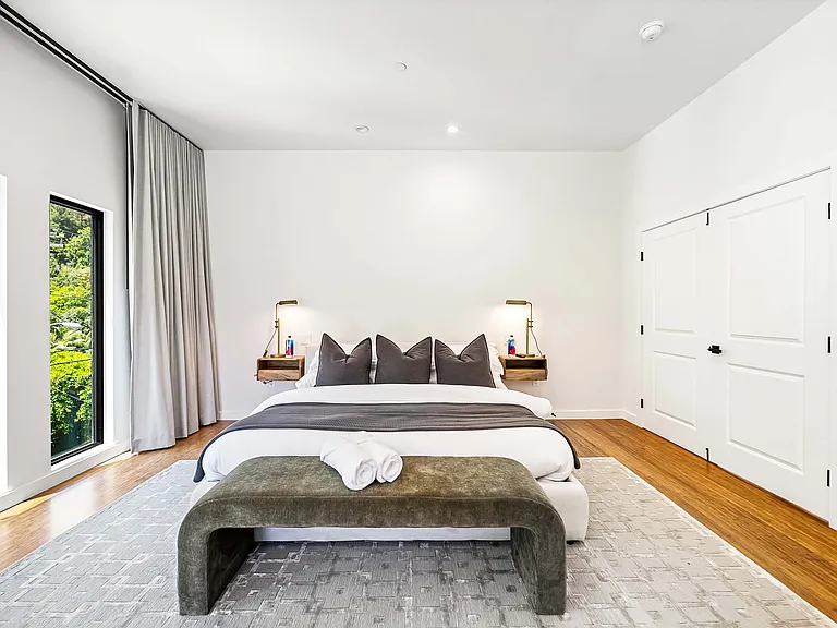 1846 Franklin Canyon Dr — Photo 15