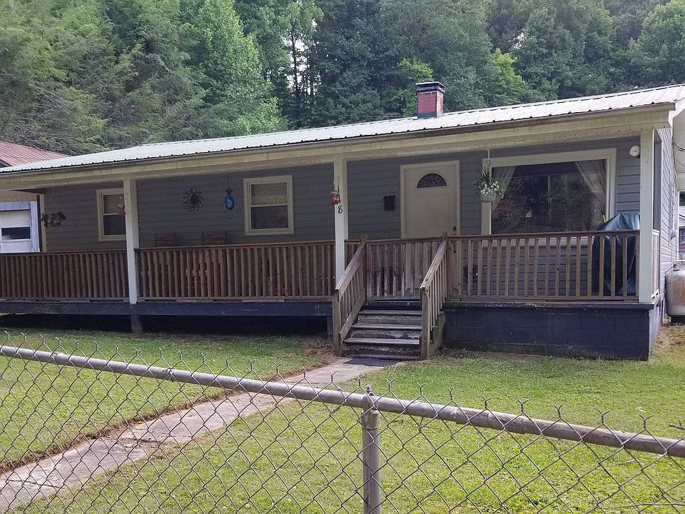 2 bd/2 bth ranch
handicap accessible

