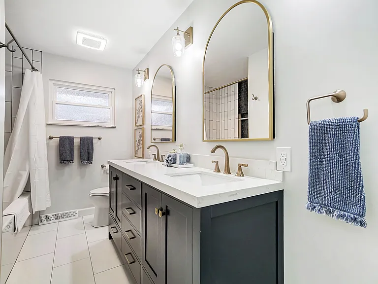 3592 Delamere Ave — Photo 9