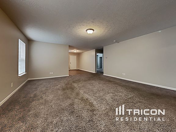 2nd image of 2368 Bridlewood Dr