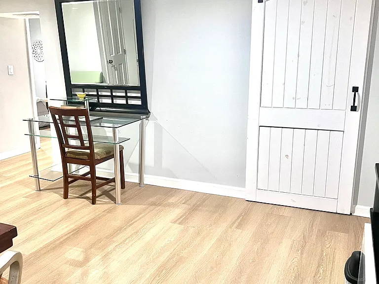 18 Madison St #1 — Photo 3