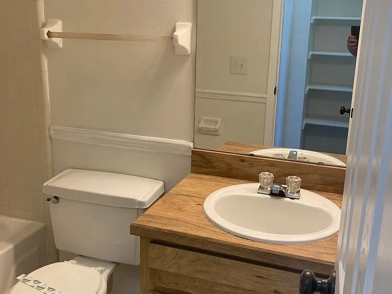 2671 Bentley Dr — Photo 5