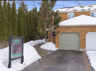 45 Davies Cres, Whitby, ON L1N8X4