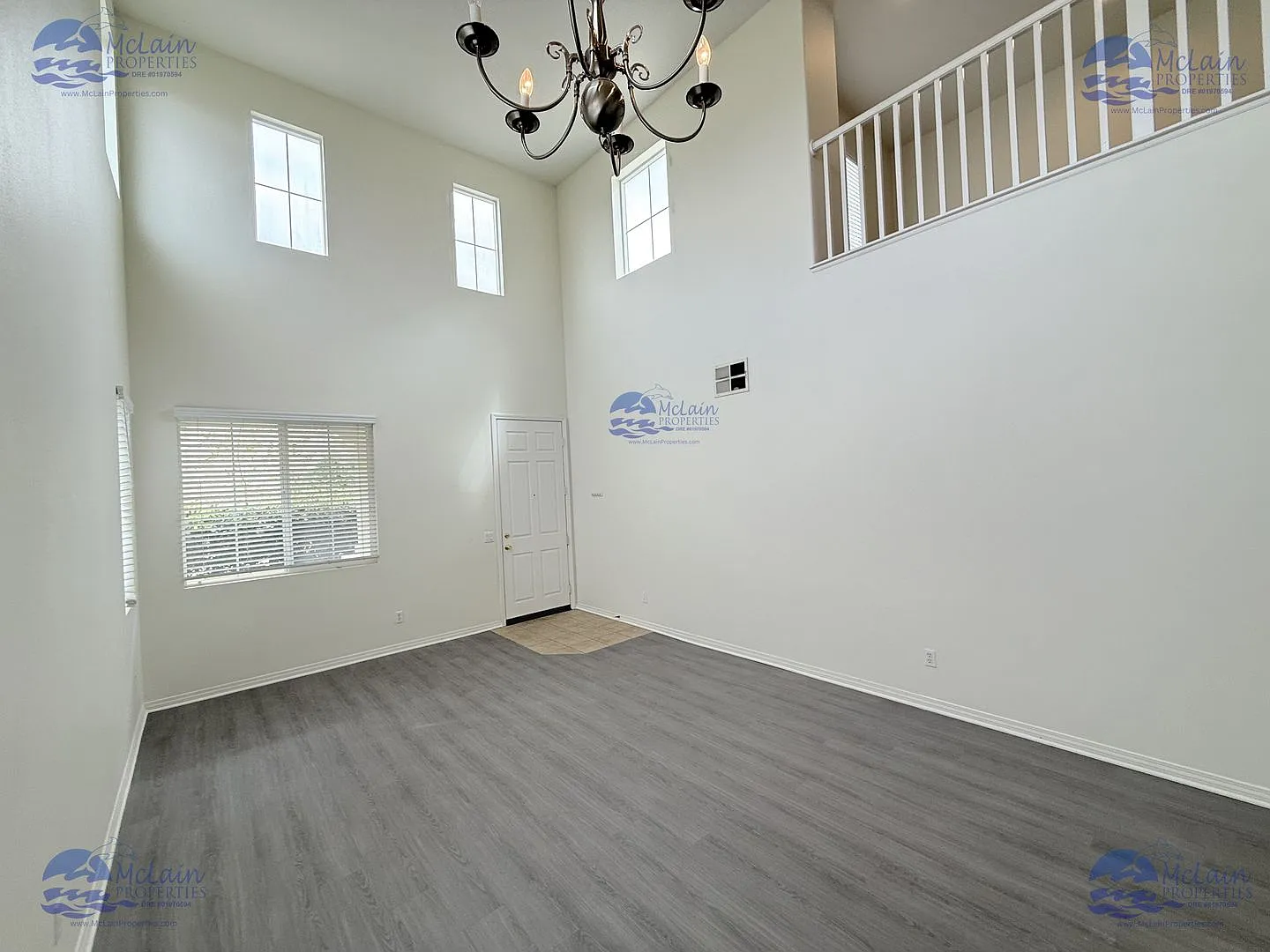 Beautiful, Clean, Large 4 Bedroom Home In Safe Gated Community — Photo 4