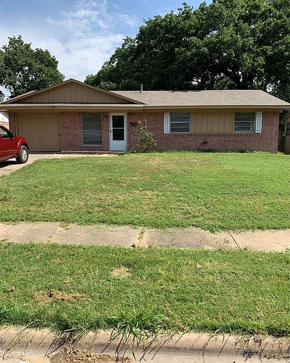 1st image of 1319 Athens Dr