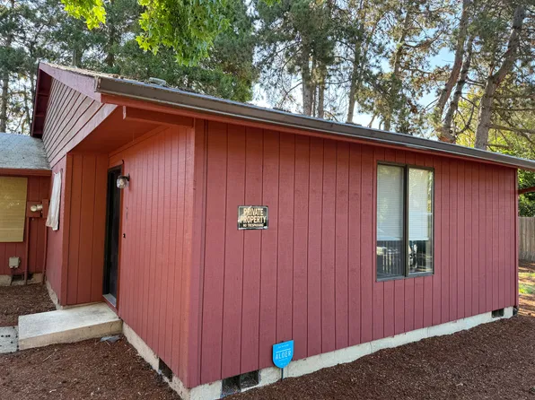 2053 Brewer Ave, Eugene, OR 97401