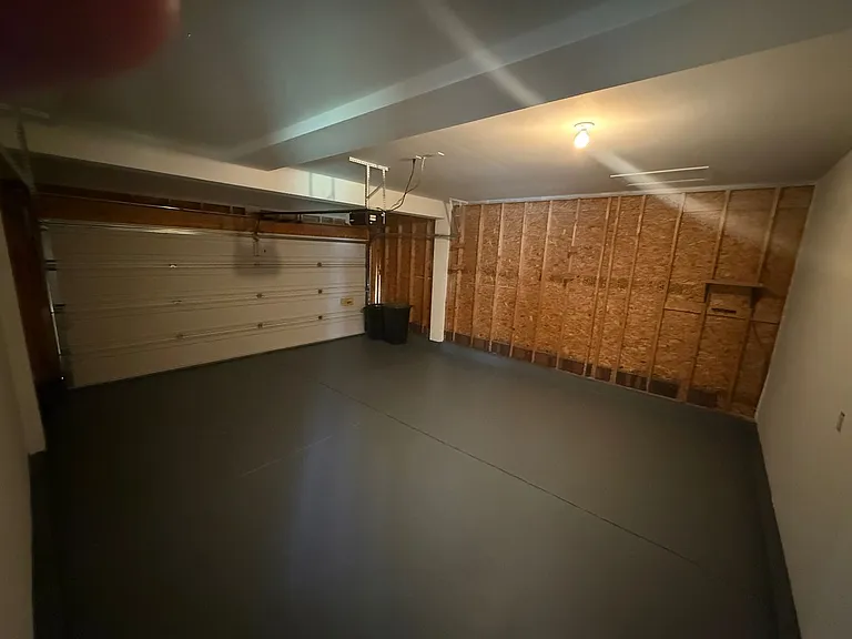 544 Sycamore Dr — Photo 24