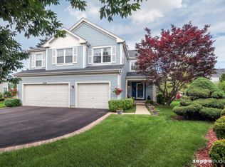 608 Wildflower Ct, Naperville, IL 60540