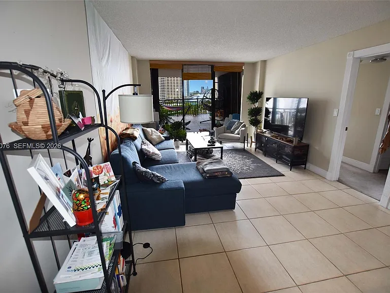 540 Brickell Key Dr #1414 — Photo 5