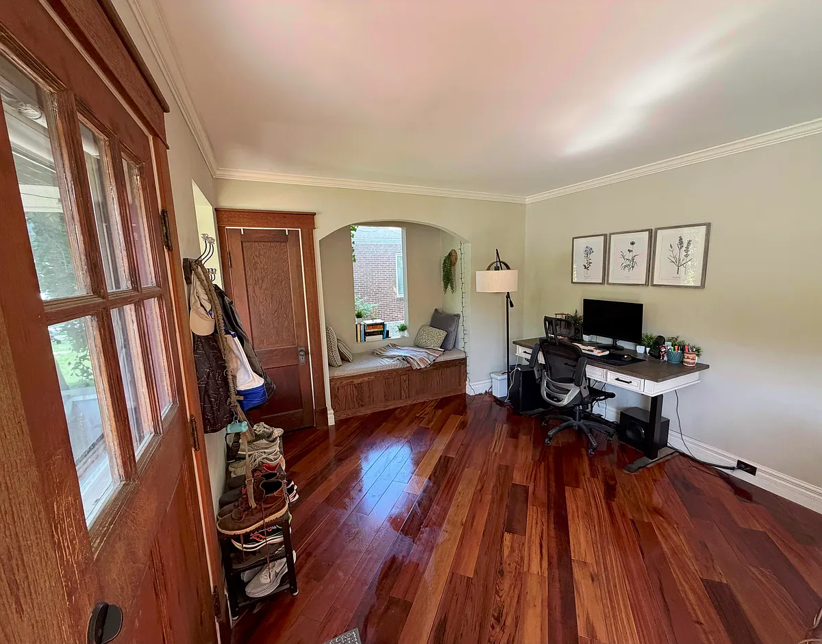 Front Room - 3660 Wilshire Ave