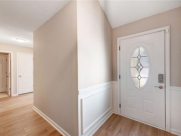 5th image of 4390 Ivy Fork Dr