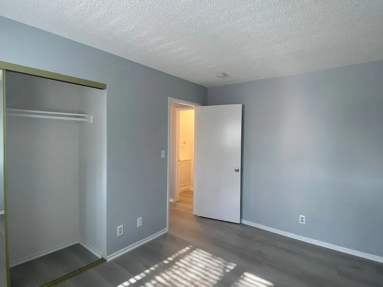 1039 Junipero Ave — Photo 16