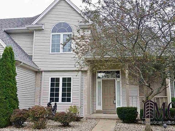 3rd image of 8328 Waterford Dr