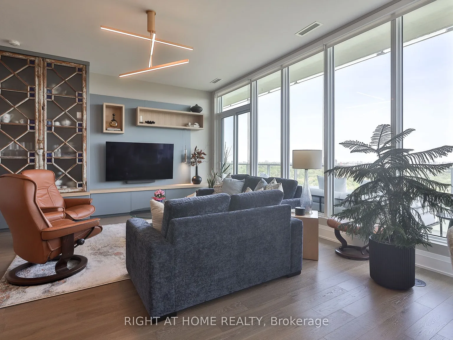 3 bed, $6,750 — Photo 3
