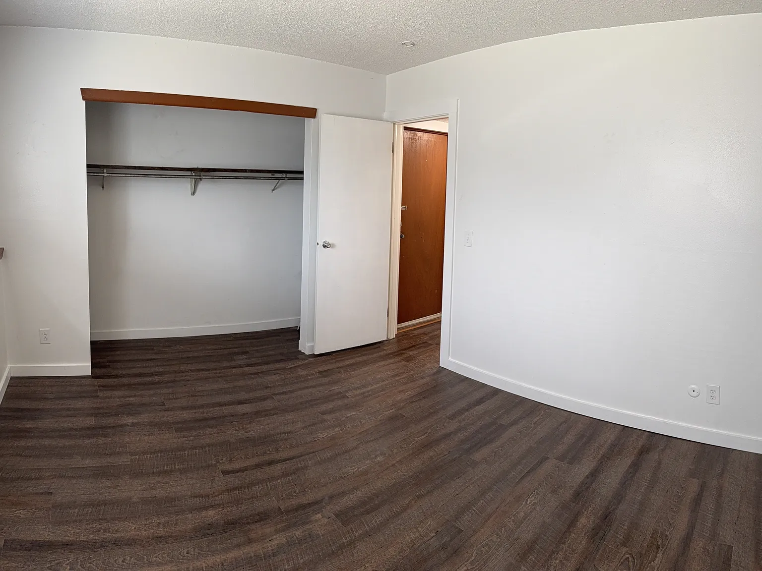 3538 Bridge Ave - 1 — Photo 3