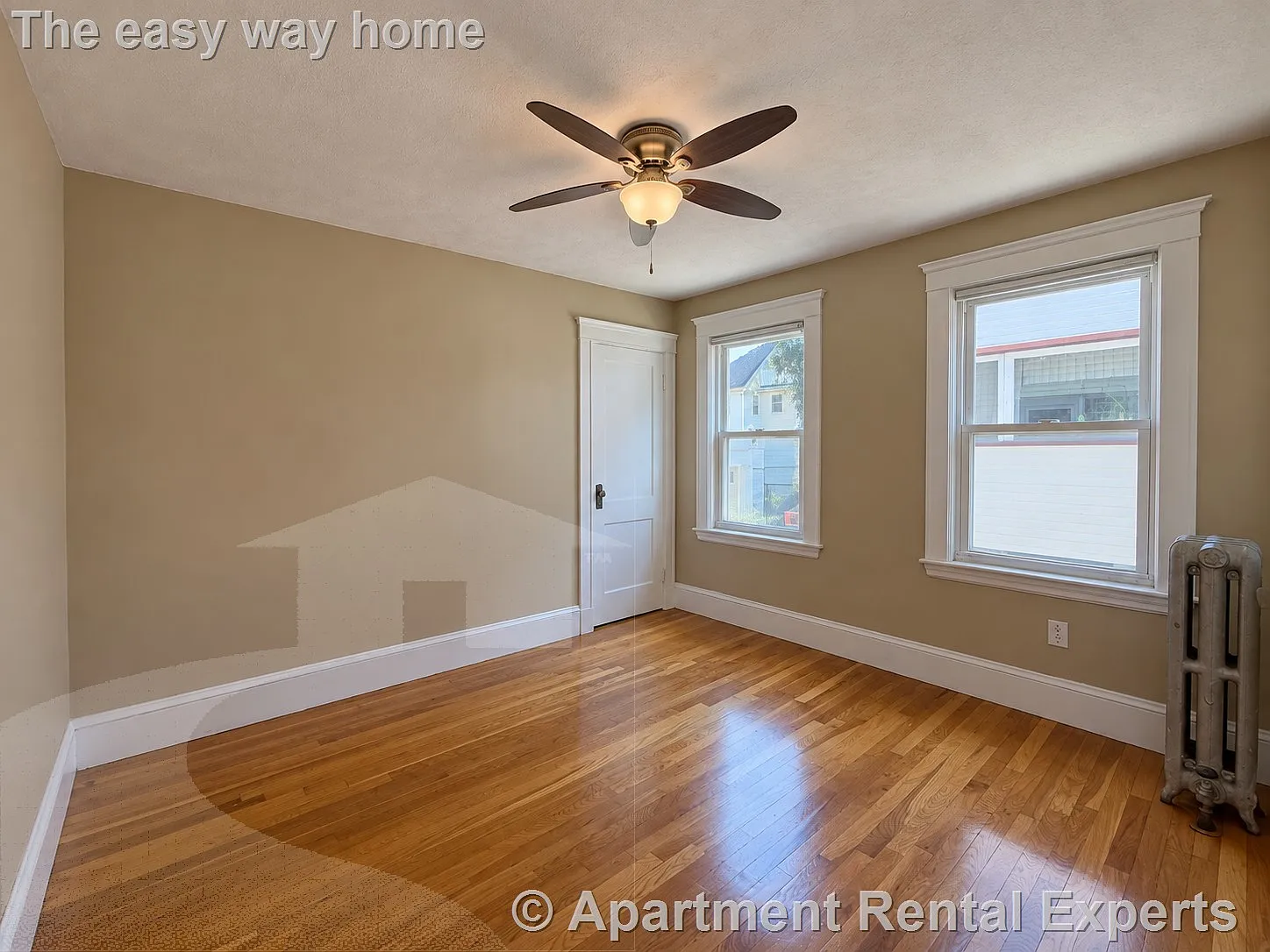 2 bed, 1200 sqft, $2,500 — Photo 2