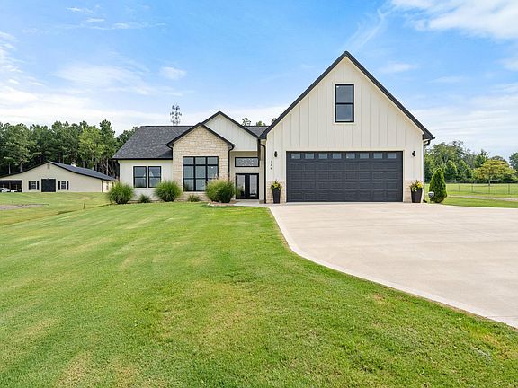 2nd image of 128 Cothran Rd