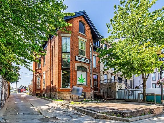 3rd image of 38 Hess St S