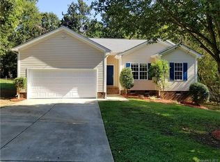 7311 Elwood Dr, Charlotte, NC 28227