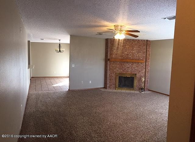 2nd image of 2905 Laguna Dr