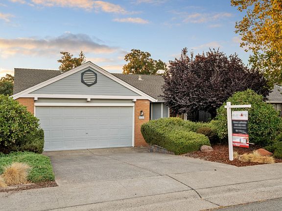 4th image of 5728 Terrace Dr