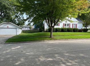 109 S Illini St, Shabbona, IL 60550