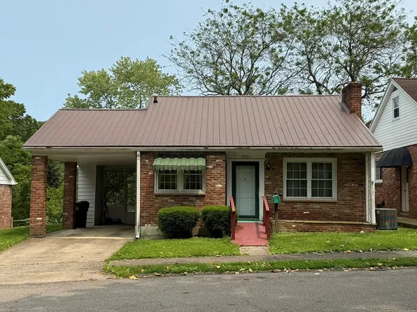 3034 N Hill Rd, Portsmouth, OH 45662