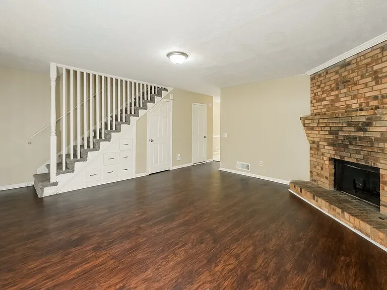 5351 Ridgemere Ct — Photo 5