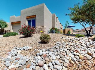 8935 Desert Fox Way NE, Albuquerque, NM 87122