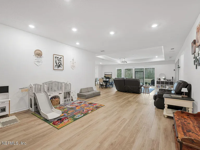 12464 Clapboard Bluff Trl — Photo 6