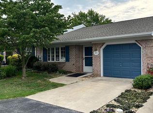925 W Irvin Ave, Hagerstown, MD 21742