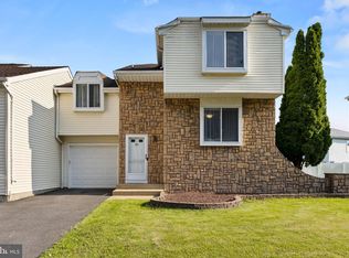 47 Geraldine Rd, East Windsor, NJ 08520