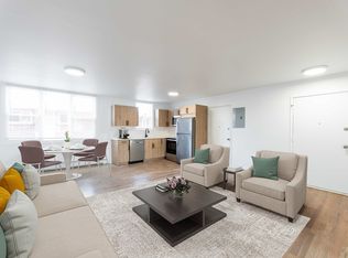 7533 N Maplewood Ave APT 12C, Chicago, IL