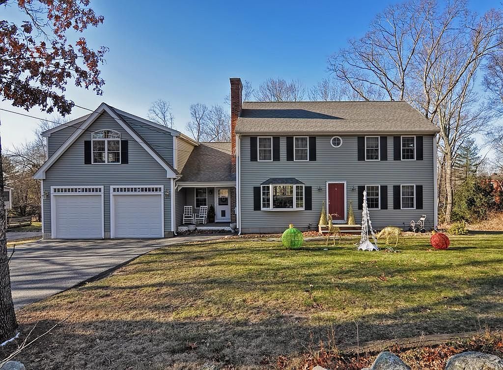 112 Pleasant St, Plainville, MA 02762 Zillow
