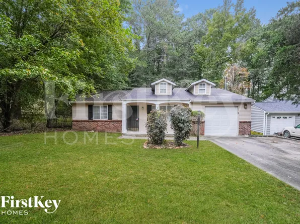 5289 Old Trail Cir, Stone Mountain, GA 30088