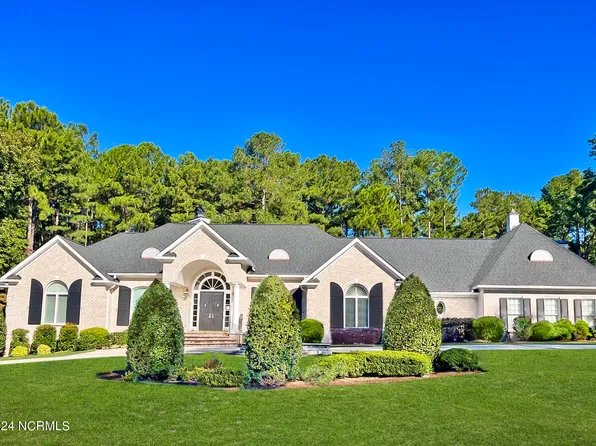 11 Oxton Circle, Pinehurst, NC 28374