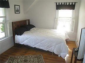 4th image of 441 W William St