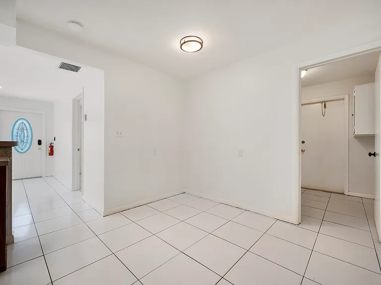 2680 Richard Rd — Photo 11